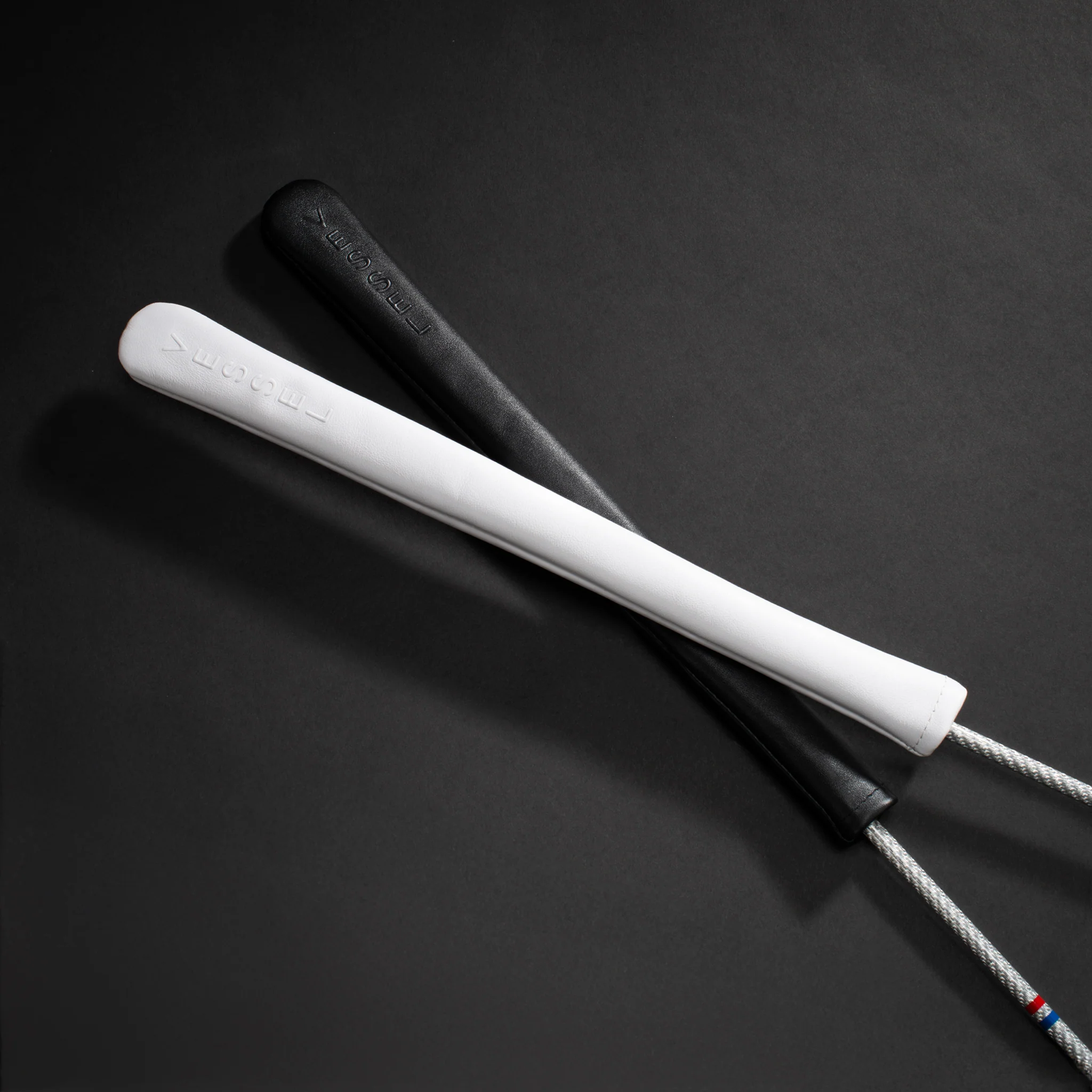 Alignment Stick Embossé Cover - Image 9