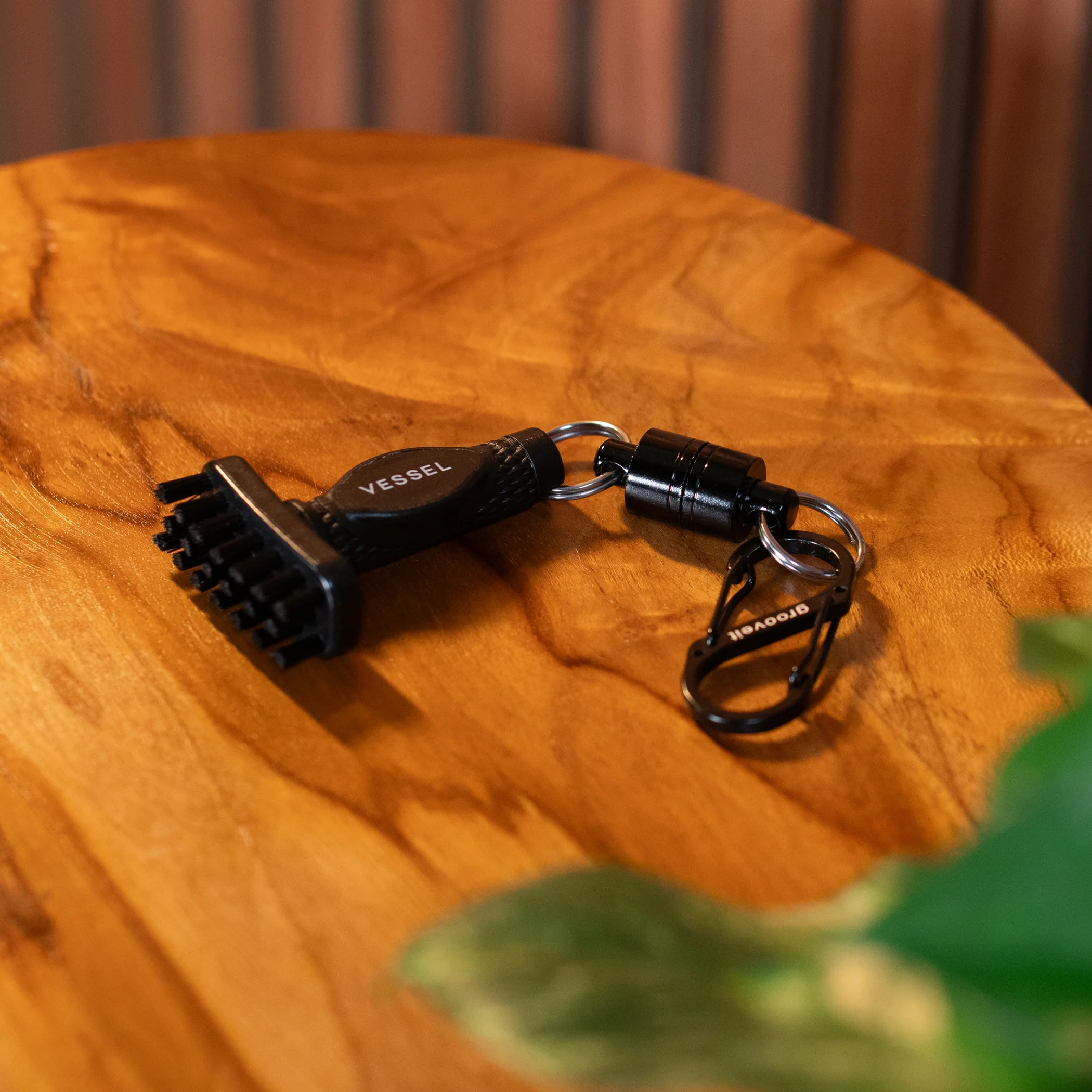 VESSEL x GrooveIt MiniG Brush - Image 3