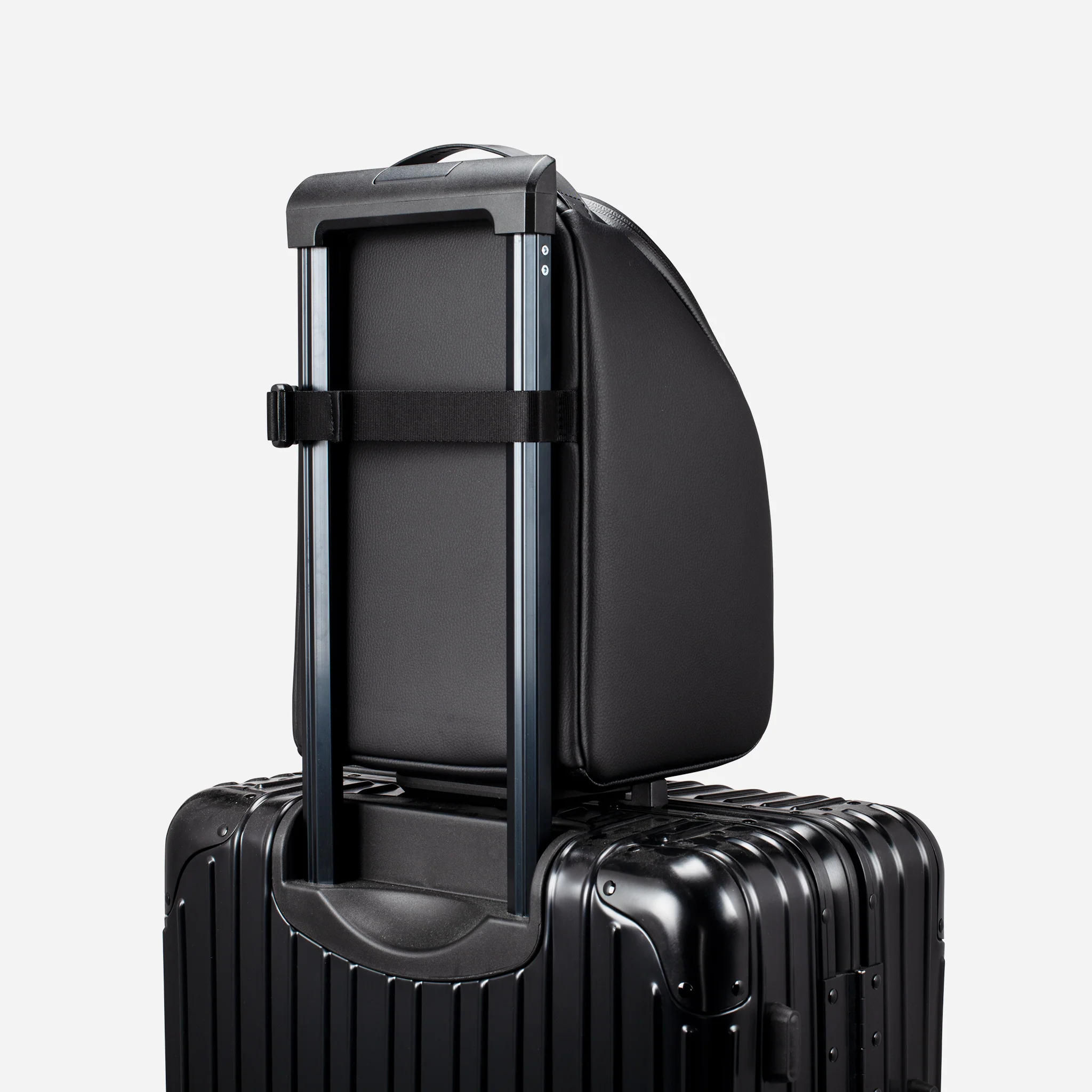 Voyager Headwear Bag - Image 8
